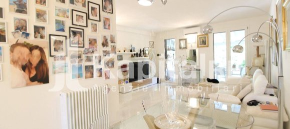 2 bedrooms House in Medicina, Italy No. 268616 2