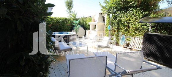 2 bedrooms House in Medicina, Italy No. 268616 24