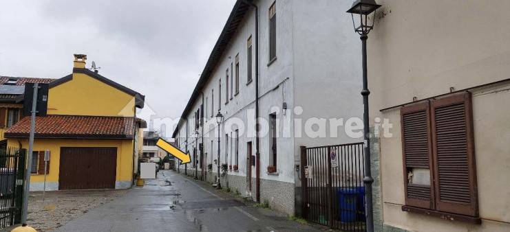 2 Schlafzimmer Wohnung in Binasco, Italy, Nr. 367920