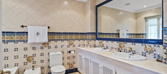 4 Schlafzimmer Villa in Malaga, Spain, Nr. 107191 9