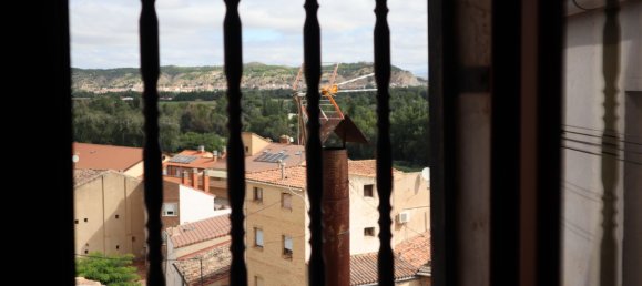 5 Schlafzimmer Doppelhaus in Chartered Community of Navarre, Spain, Nr. 182401 9