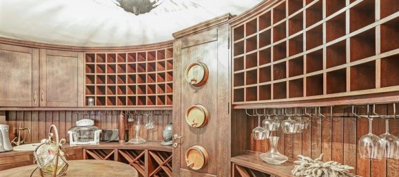 8 bedrooms Villa in La Nucia, Spain No. 4295 9