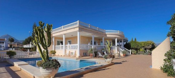 8 bedrooms Villa in La Nucia, Spain No. 4295 3