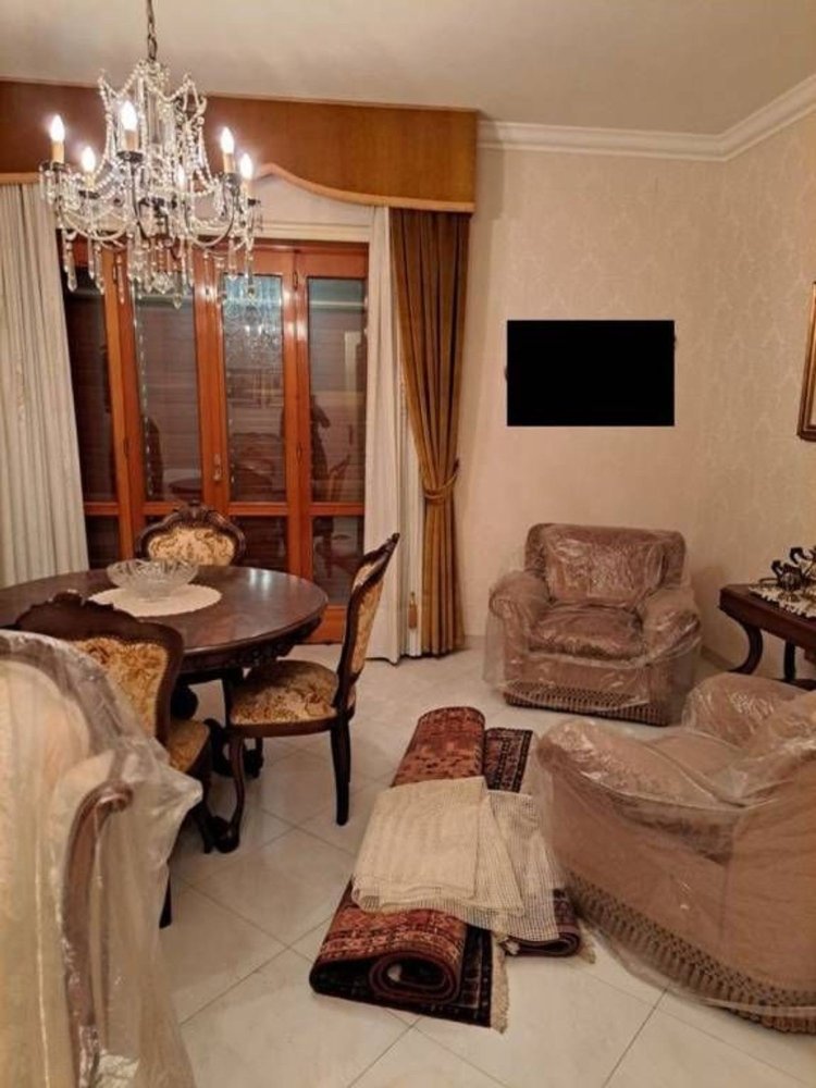 Casa de 3 habitaciónes en Nocera Superiore, Italy No. 95638