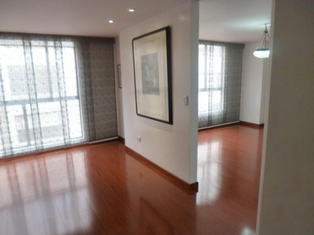 Casa de 2 dormitorios en Bogotá, Colombia No. 12440