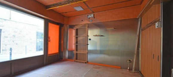 75m² Commercial property in Angolo Terme, Italy No. 86365 4