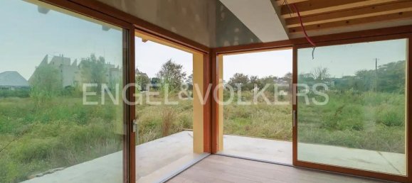 9 rooms Villa in Venice, Italy No. 130985 8