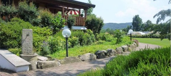 2 bedrooms House in Pisano, Italy No. 150449 2