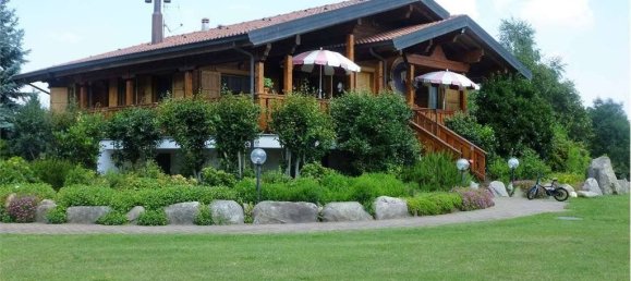 2 bedrooms House in Pisano, Italy No. 150449 5