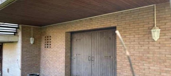 2-salle Appartement à Vicenza, Italy No. 285156 4