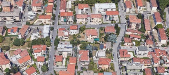 2-salle Appartement à Vicenza, Italy No. 285156 16