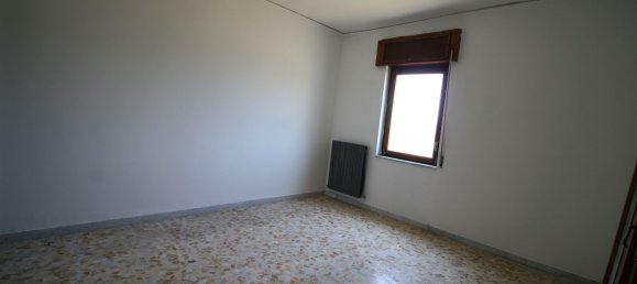 5 bedrooms Apartment in Benevento, Italy No. 318659 15