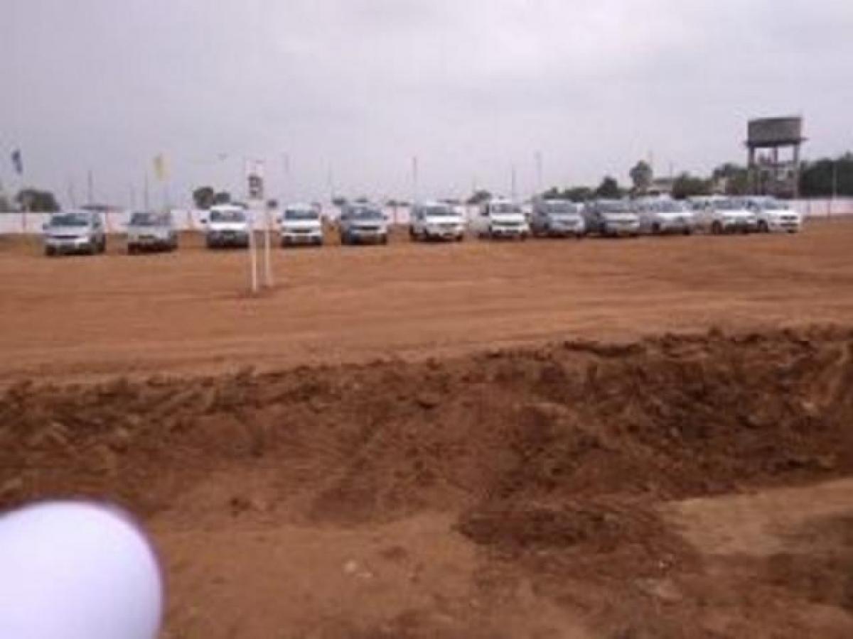 Grundstück in Hyderabad, India, Nr. 33667