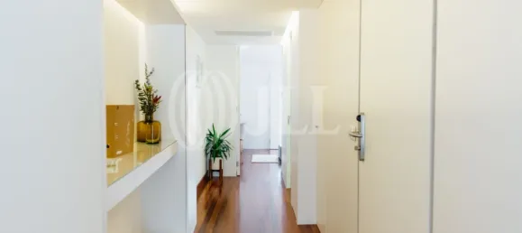 438m² Building in Porto, Portugal No. 54222 8