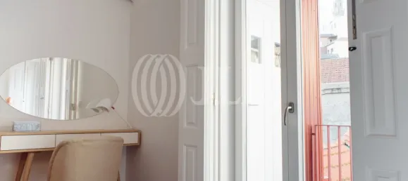 438m² Building in Porto, Portugal No. 54222 17