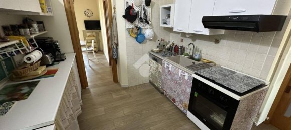 Apartamento de 4 dormitorios en Bari, Italy No. 267713 7