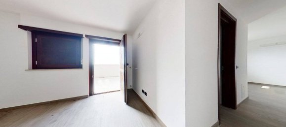 1 chambre Penthouse à Sesto San Giovanni, Italy No. 52779 8
