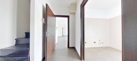 1 chambre Penthouse à Sesto San Giovanni, Italy No. 52779 6