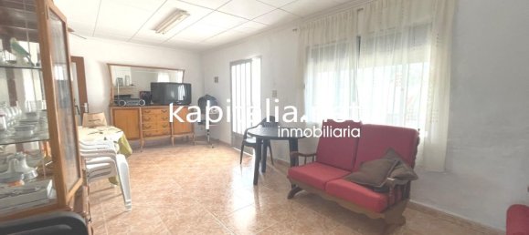 3 bedrooms House in Valencia, Spain No. 154451 3