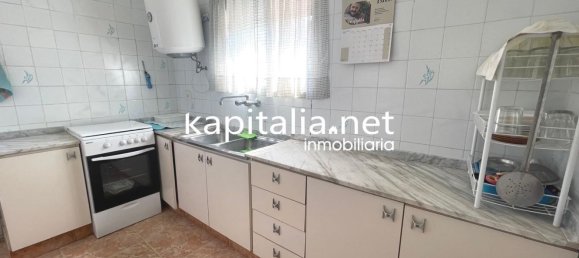 3 bedrooms House in Valencia, Spain No. 154451 2