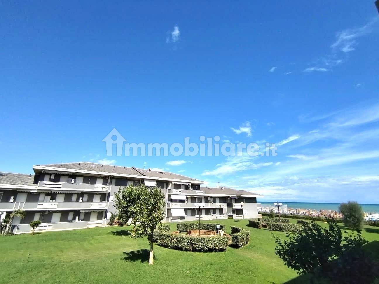 2 bedrooms Apartment in Silvi, Italy No. 341330