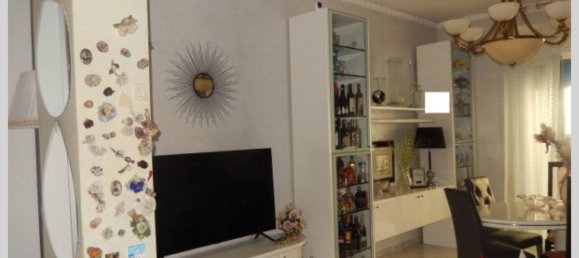 3 Schlafzimmer Wohnung in Casoria, Italy, Nr. 335934 28