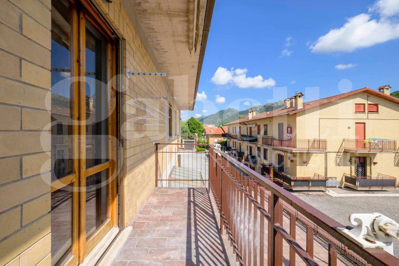 2 bedrooms Apartment in Gubbio, Italy No. 305613