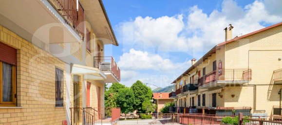 2 bedrooms Apartment in Gubbio, Italy No. 305613 7