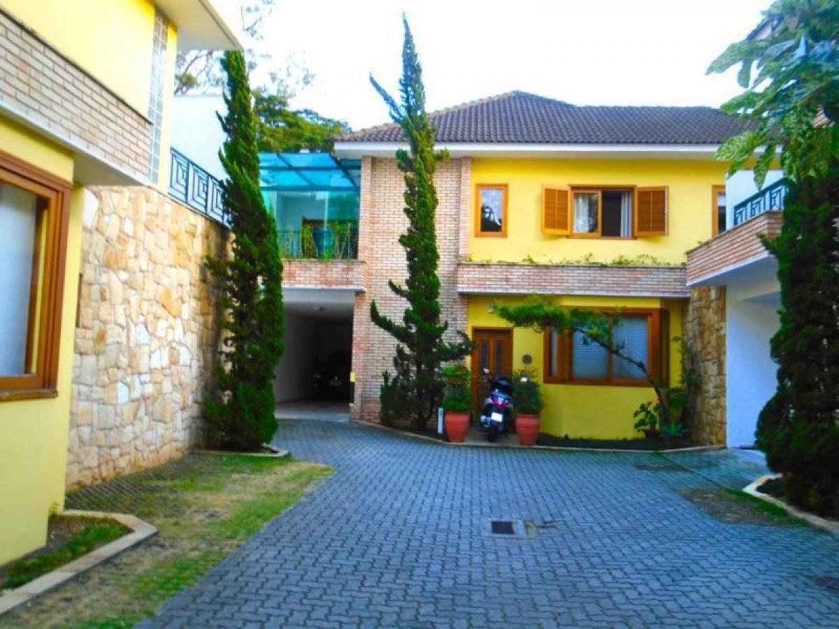 Casa de 3 dormitorios en Sao Paulo, Brazil No. 467145