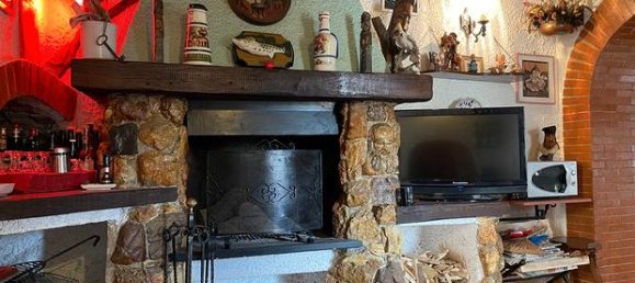 5 rooms Apartment in Roviano, Italy No. 298494 4