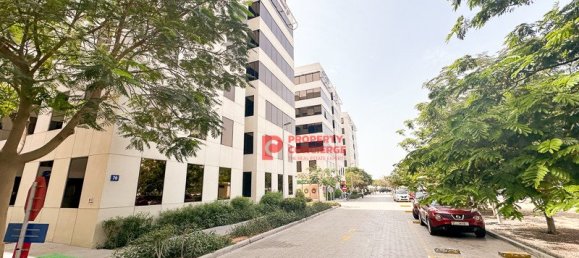 Oficina en Dubai Investment Park, UAE 1301 m² No. 42561 17