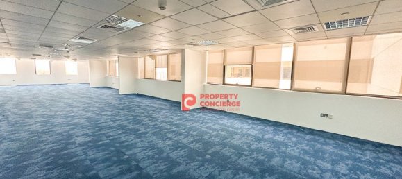 Oficina en Dubai Investment Park, UAE 1301 m² No. 42561 9