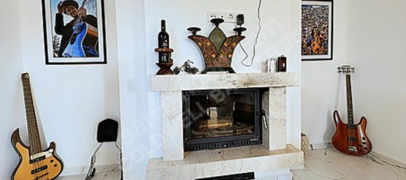 Villa 3+1 in Izmir, Turkey, Nr. 33748 3