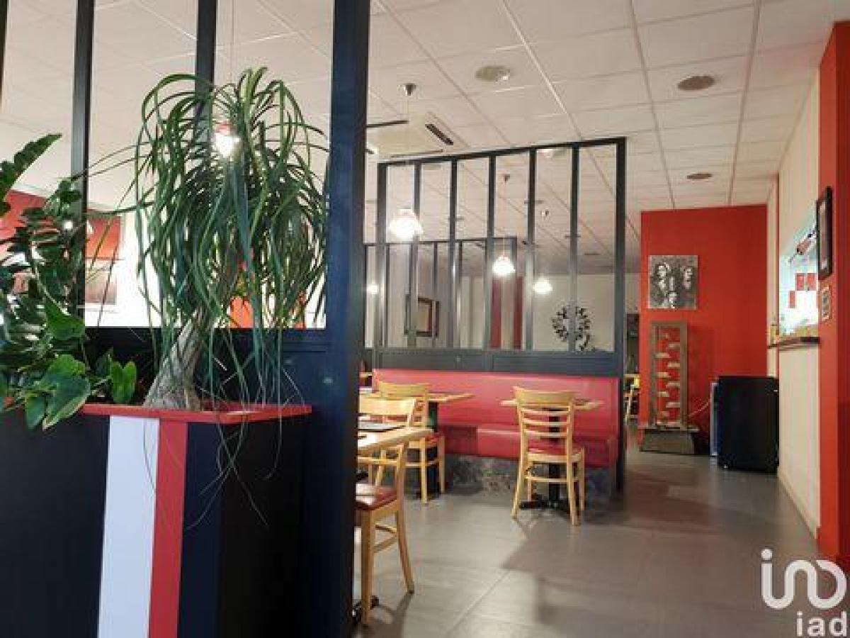 Fábrica en Cholet, France 170 m² No. 19376