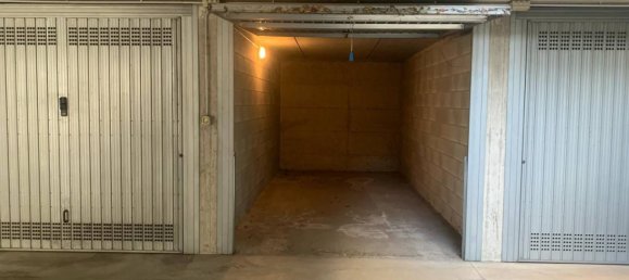 Garaje en Brugherio, Italy 15 m² No. 93966 3