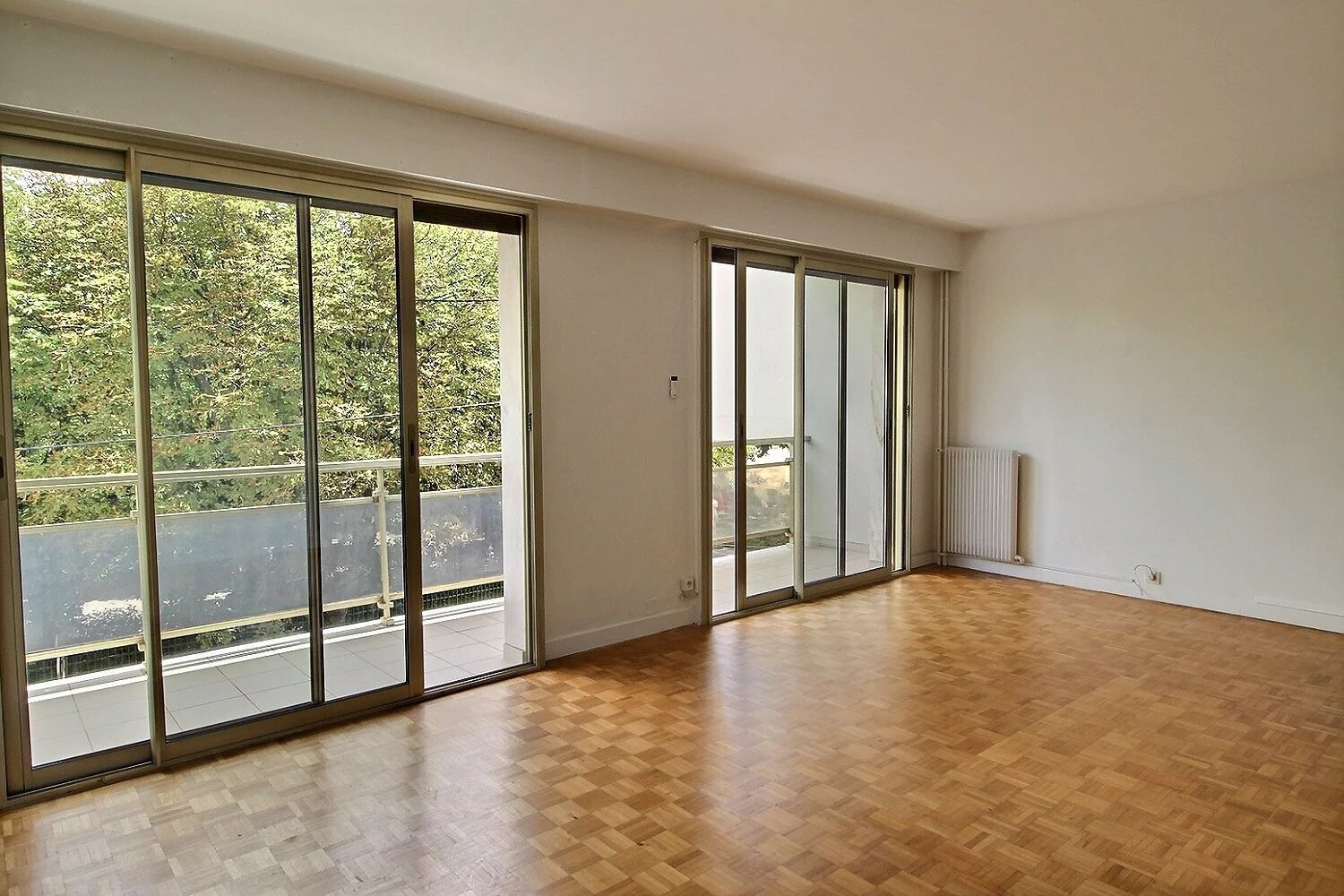 1 chambre Appartement à Saint-Maur-des-Fossés, France No. 297145