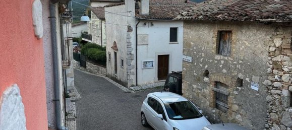 Casa de 5 habitaciónes en Tornimparte, Italy No. 290384 22