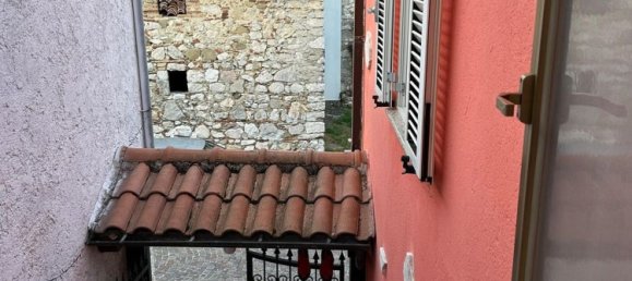 Casa de 5 habitaciónes en Tornimparte, Italy No. 290384 25