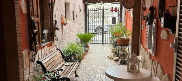 Casa de 5 habitaciónes en Tornimparte, Italy No. 290384 4