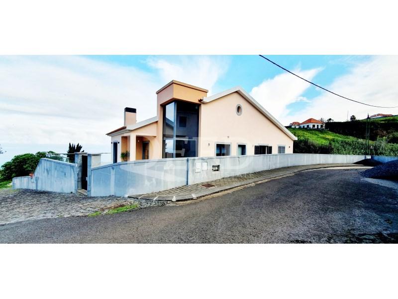 3 Schlafzimmer Haus in Calheta, Portugal, Nr. 242021