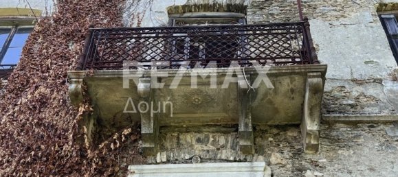 366m² Commercial property in Mouresi, Greece No. 758 4