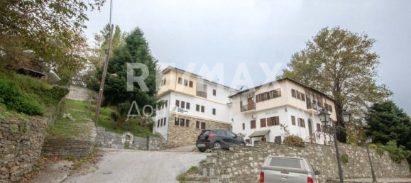 366m² Commercial property in Mouresi, Greece No. 758 24