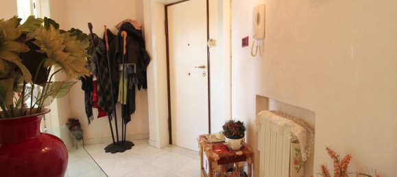 3-Zimmer Wohnung in Trani, Italy, Nr. 80056 4