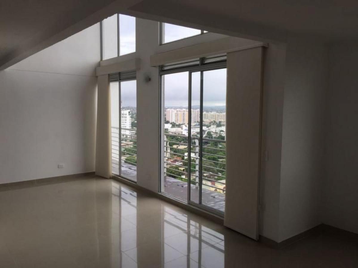 4 bedrooms House in Bolivar, Colombia No. 8073