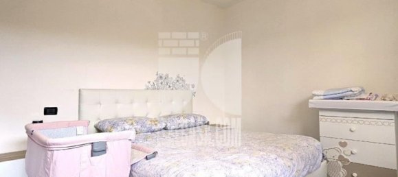 3 Schlafzimmer Wohnung in Curtatone, Italy, Nr. 329818 11