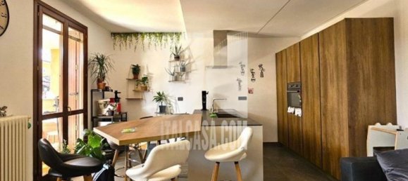 3 Schlafzimmer Wohnung in Curtatone, Italy, Nr. 329818 5