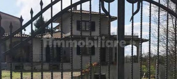 Villa de 2 dormitorios en Montefiascone, Italy No. 300502 3