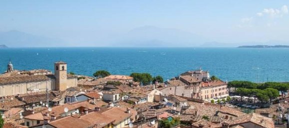 Пентхаус с 3 комнатами в Дезенцано дель Гарда, Италия № 22656 28