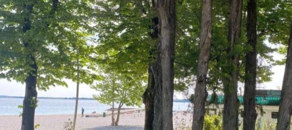 Пентхаус с 3 комнатами в Дезенцано дель Гарда, Италия № 22656 17