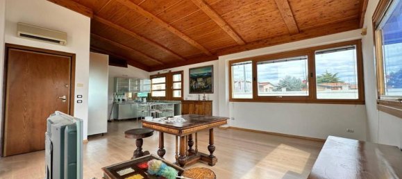 Пентхаус с 3 комнатами в Дезенцано дель Гарда, Италия № 22656 7